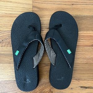Sanuk flip flops